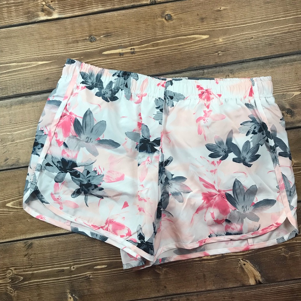 Xersion Floral Running Shorts